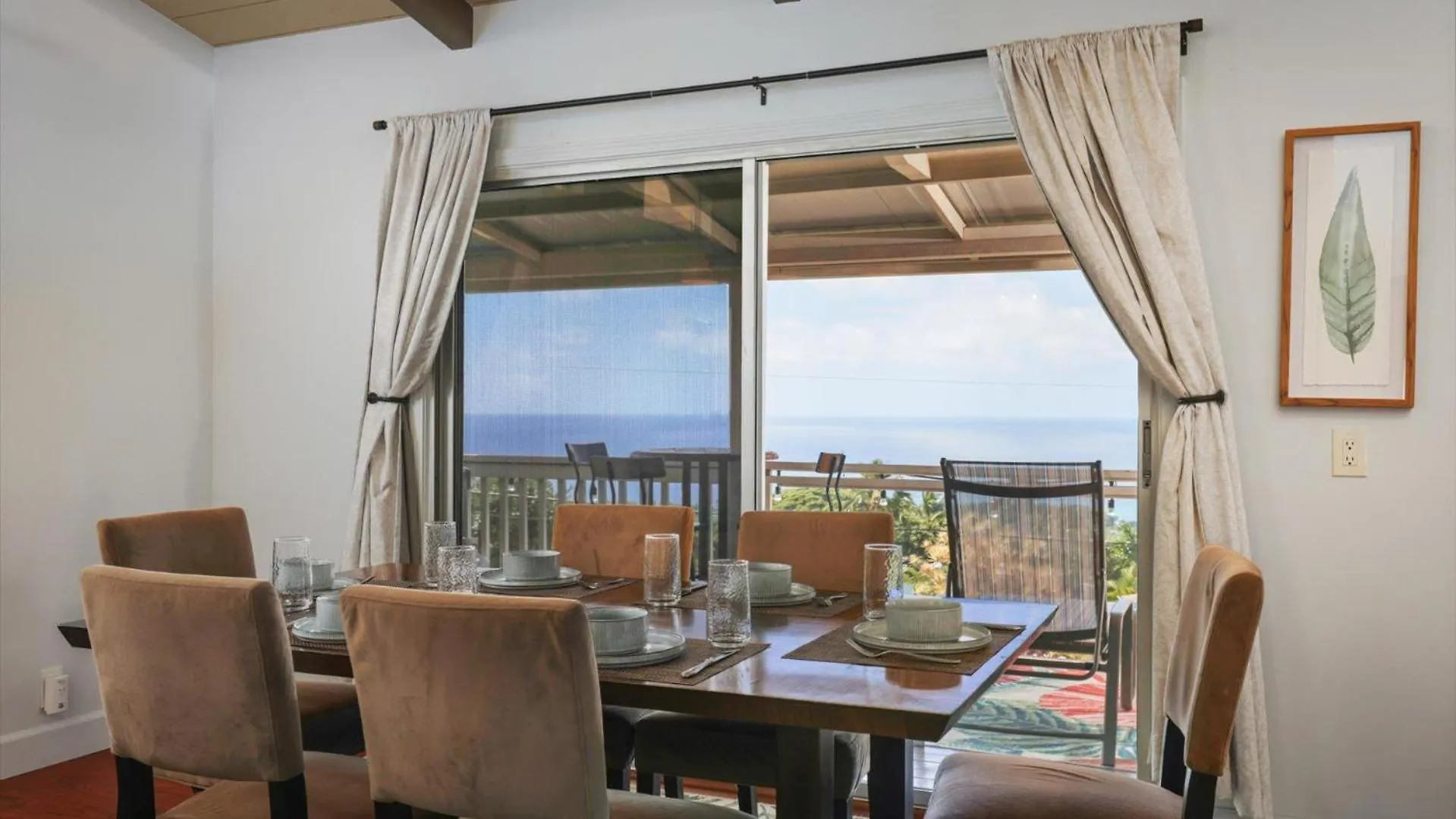 Walua Hale, By The Trail Villa Kailua-Kona Holiday home